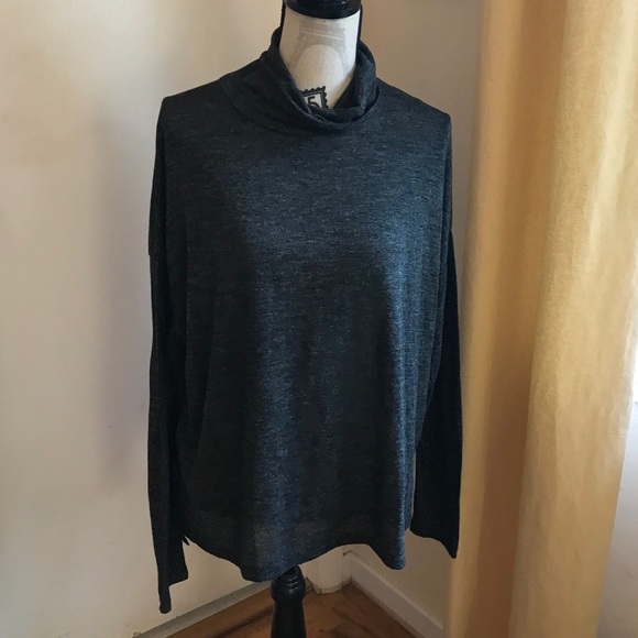 Old Navy Heathered Grey Turtleneck NWT - Picture 13 of 13